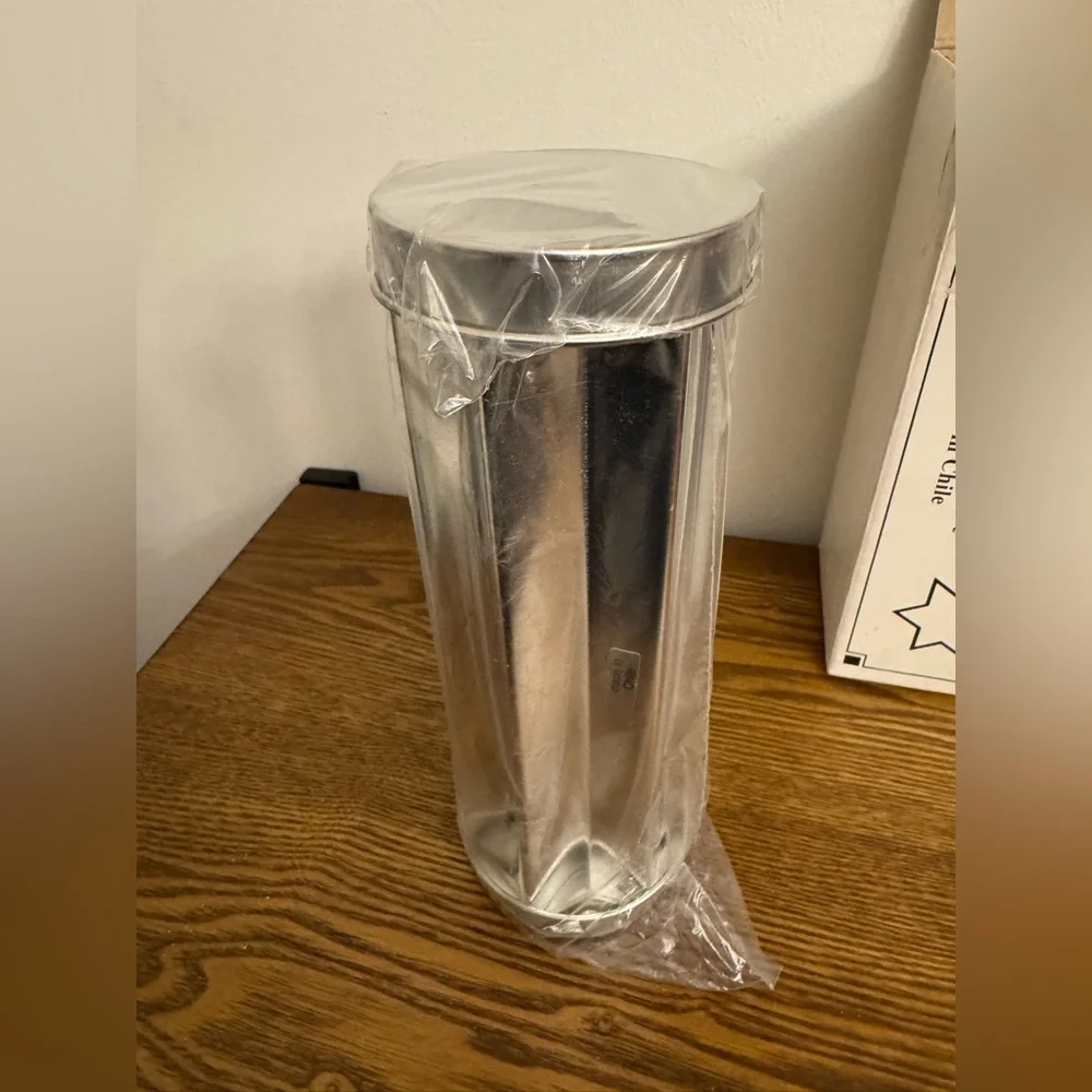 Pampered Chef Valtrompia Bread Star Tube (Product N° 1570) NWOT